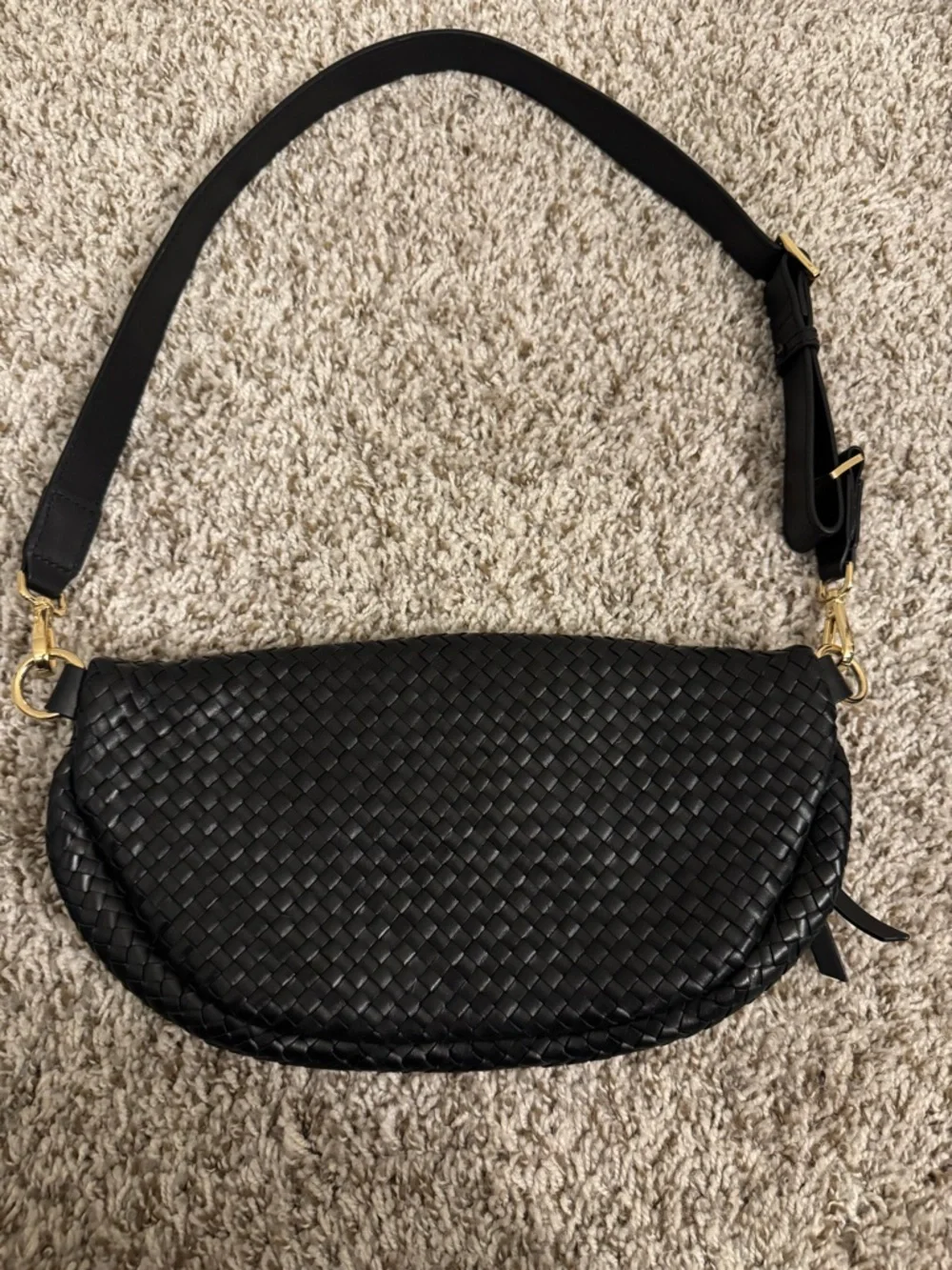 Quince Italian Leather Handwoven Sling Bag - Picture 2 of 6